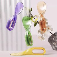 4 stuks 2-in-1 hoeslakenorganizer en matrasheftool, tijdbesparende beddengoedhulp voor eenvoudig instoppen en opmaken van het bed