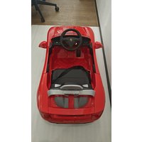 AIYAPLAY Kinder-Elektroauto Porsche Carrera GT Lizenz 12V mit Fernbedienung 2,4G 2 Motoren Hinterradfederung Sanfter Start Musik USB Scheinwerfer Hupe 3-6 Jahre 2,8-3,6 km/h Rot Aosom