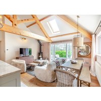 Hoseasons Enjoy a 16% Discount on The Emerald