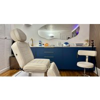 Up to 6 Sessions of PRP Medical Hair Restoration at Knightsbridge Medical Center