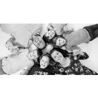 Family Photoshoot With Prints £9