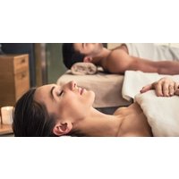 Unwind with a 30, 60, or 90 Minute Couples Massage