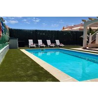 Holiday home in Antigua from £230 per night