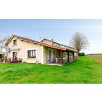 Holiday home in Vienne from £90 per night