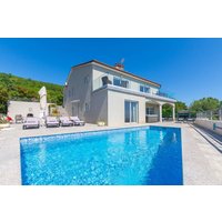 Holiday home in Raša from £229 per night