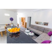 Holiday apartment in Dubrovnik-Neretva from £104 per night