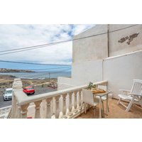 Holiday home in Arico from £57 per night