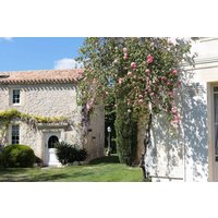 Holiday home in Gironde from £141 per night