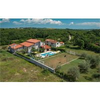 Holiday home in Buje from £150 per night