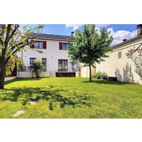 Holiday home in Gagny from £414 per night