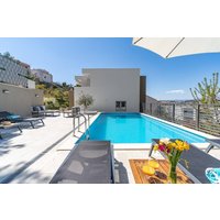 Holiday home in Podstrana from £399 per night