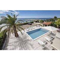 Holiday apartment in Novalja from £172 per night