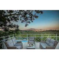 Holiday home in Laganas from £464 per night