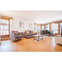 Holiday apartment in London from £666 per night
