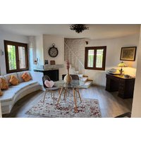 Holiday home in Begur from £233 per night