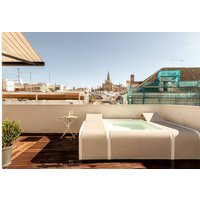 Holiday apartment in Sevilla from £706 per night