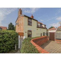 Holiday home in Suffolk from £64 per night