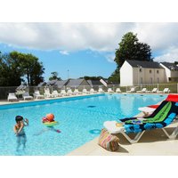 Holiday home in Iroise from £48 per night