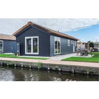 Holiday home in Giethoorn from £128 per night