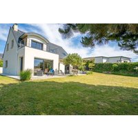 Holiday home in Iroise from £278 per night