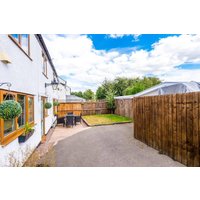 Holiday apartment in Cheshire from £158 per night