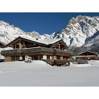 Holiday apartment in Pinzgau from £464 per night