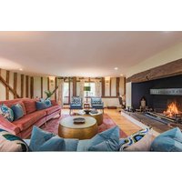 Holiday home in Kent from £1059 per night