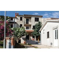 Holiday apartment in Pula from £24 per night