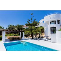 Holiday home in Jávea from £358 per night