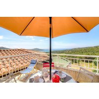 Holiday home in Cargèse from £67 per night