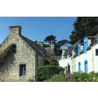 Holiday home in Loctudy from £112 per night