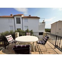 Holiday apartment in Tribunj from £59 per night