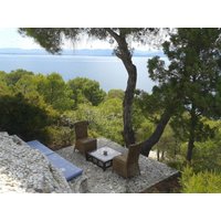 Holiday home in Loutraki from £826 per night