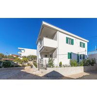 Holiday apartment in Ciovo from £87 per night