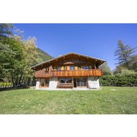 Holiday home in Rhone-Alps from £296 per night