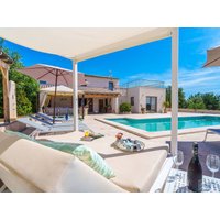 Holiday home in Selva from £220 per night