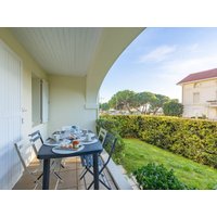 Holiday apartment in Vaux-sur-Mer from £70 per night