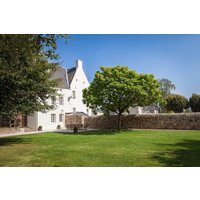 Holiday home in Vouilly from £242 per night