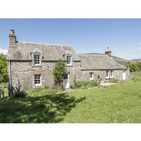 Holiday home in Perthshire from £94 per night