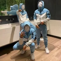 Tracuits Sportswear Sports Hoodies Designers Track Suits Sweater Zipper Loose Hoody Tech Fleece Jackets