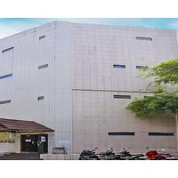 Trivago Enjoy 45% Discount at Oyo 92677 Hotel Bintaro Now