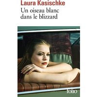 Un oiseau blanc dans le blizzard