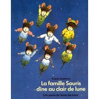 La famille Souris dîne au clair de lune