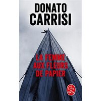 La femme aux fleurs de papier