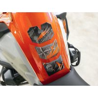 CGGS3P - Onedesign Resin/Soft Touch Tank Pad For BMW R 1200 GS 2006-2019 - Black/Carbon/Grey/Red