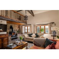 Honey Buzzard Farmhouse
