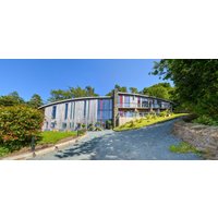 Silver Crescent House