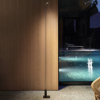 Luceplan LED-väglampa Flia, 180 cm hög, svart, plast