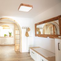 Envostar Gaspar plafonnier angulaire bois 45x45 cm