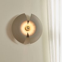 AYTM Cycnus vägglampa, taupe, Ø 30 cm, stickpropp, aluminium, E27